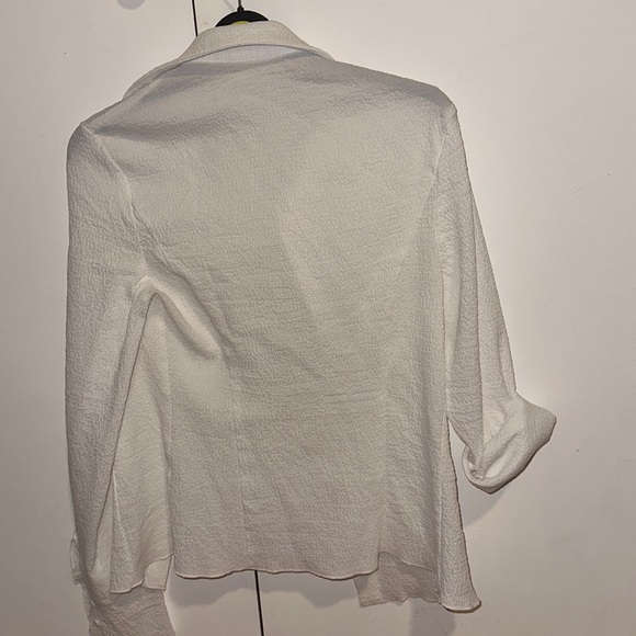 white top - Picture 2 of 2